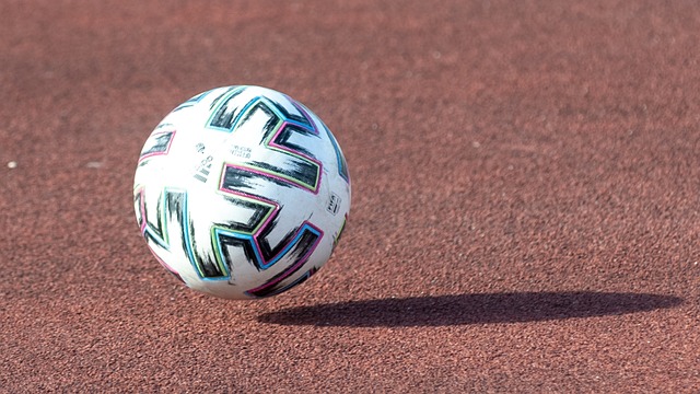 力而导致赛 力而导致赛